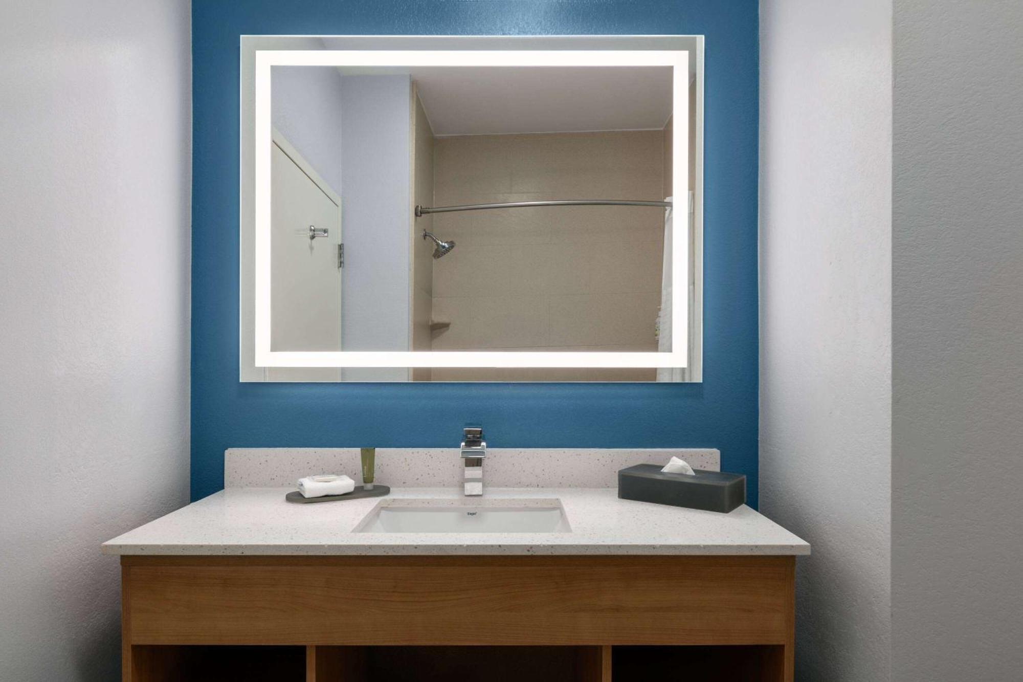 La Quinta Inn & Suites By Wyndham Ft Worth-Burleson megye Kültér fotó