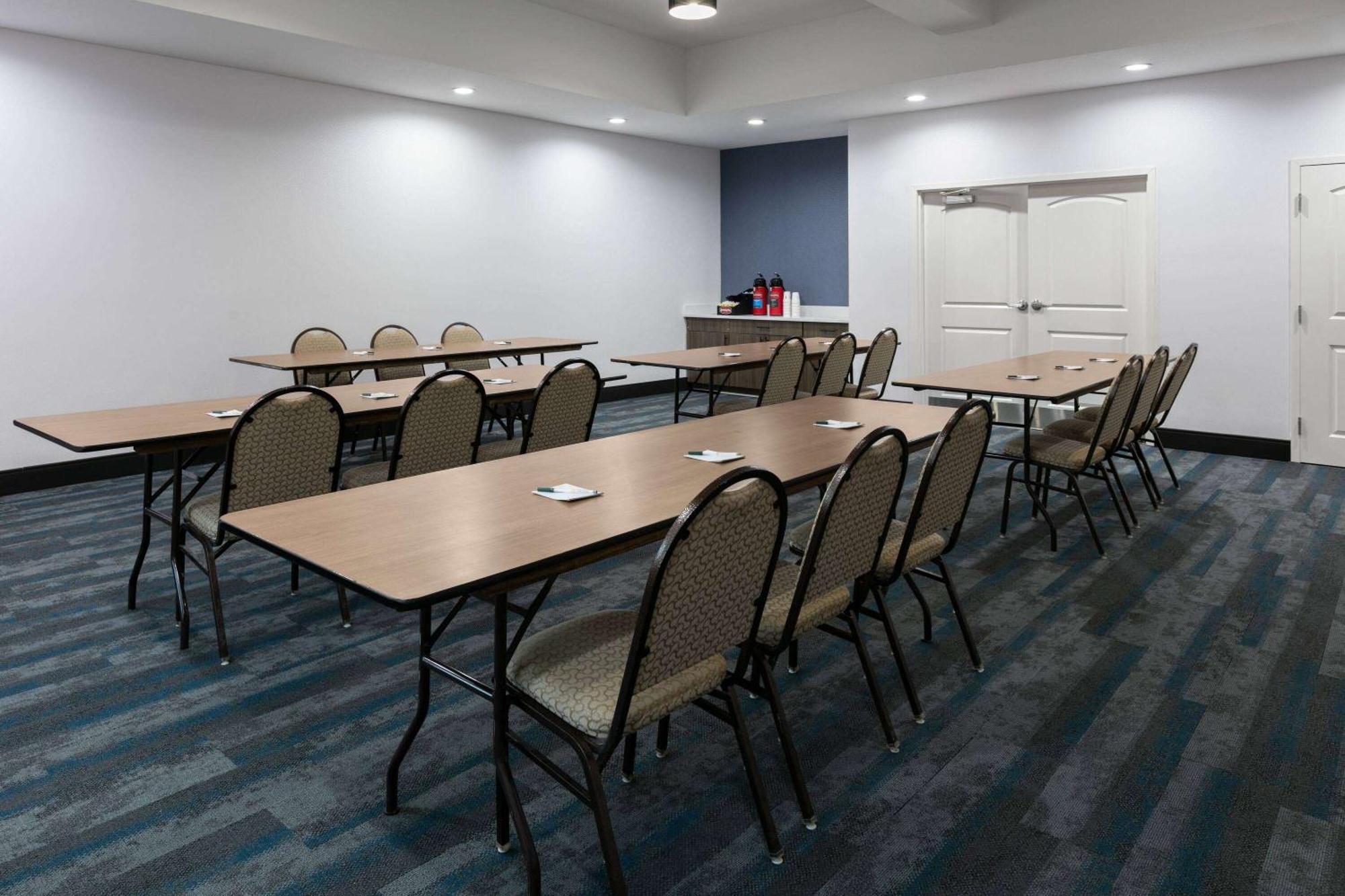 La Quinta Inn & Suites By Wyndham Ft Worth-Burleson megye Kültér fotó