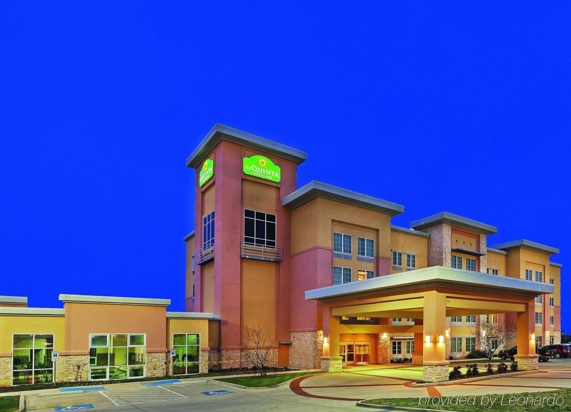 La Quinta Inn & Suites By Wyndham Ft Worth-Burleson megye Kültér fotó